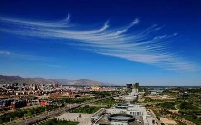 宁夏阳光下的故事篇章